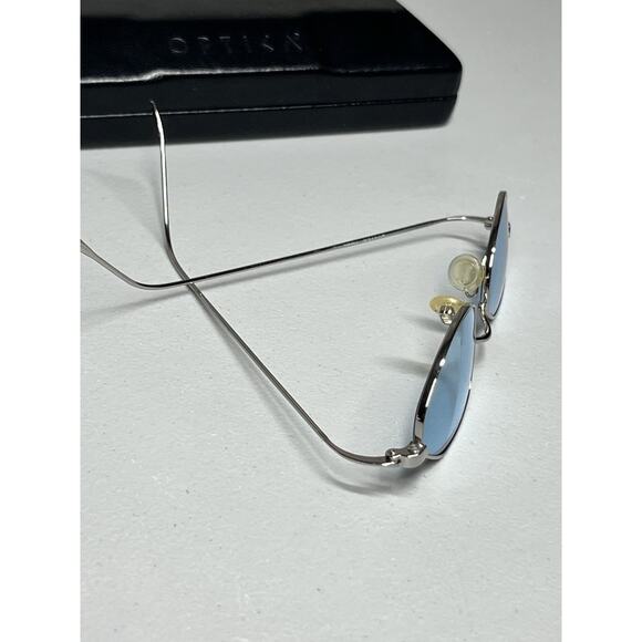 VTG Optica Geometric Wire Frame Sunglasses Silver Tone Metal Blue Lens + Case main image 5